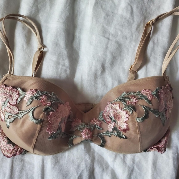Nude bra with patterned flowers - Size 34B - Picture 6 of 6